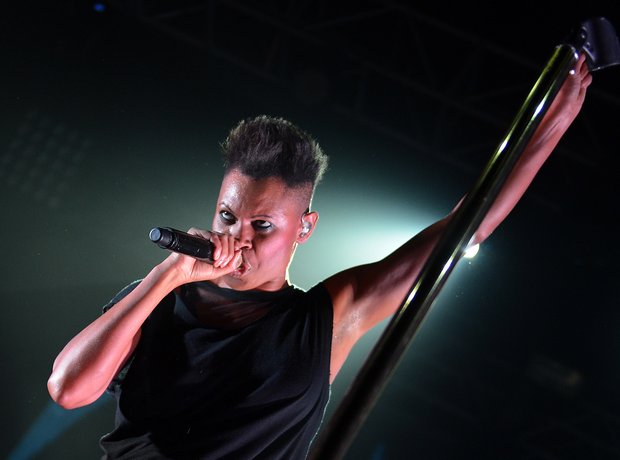 597: Skunk Anansie - Weak - The Top 1,000 Songs Of All Time - 600 to